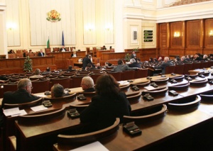 Депутатите обсъждат закона за радикалния ислям