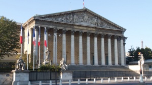 От 2040 г. Франция забранява добива на петрол и други изкопаеми