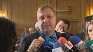 Каракачанов и синдикати подписаха нов колективен трудов договор