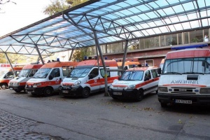 МЗ ще се обзаведе с нови 400 линейки през 2018-та г.