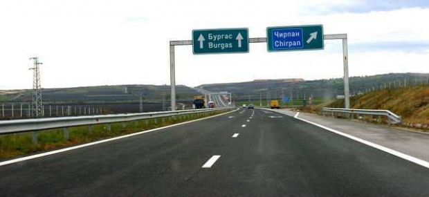 Ограничават движението по магистрала "Тракия"