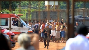 Бунт в бразилски затвор