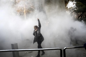 Нови жертви на протестите в Иран