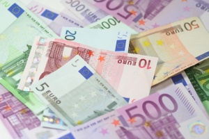 Ще се вдигнат ли цените, ако въведем еврото?