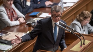 Чешкото правителство подаде оставка