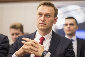 Полиция влезе в офисите на Навални