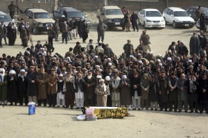 Расте броят на жертвите след атентата в Кабул
