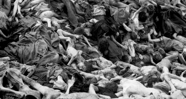 Почитаме жертвите на Холокоста