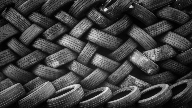 Събират стари гуми от домакинства в София