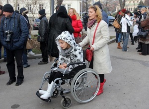 Хората с увреждания излизат на протест през април