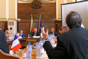 Министър Порожанов се срещна с изпълнителния комитет на Европейската асоциация