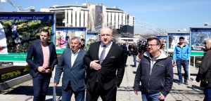 Министър Кралев откри Фотоизложба с най-добрите снимки от „Европейска столица на спорта“