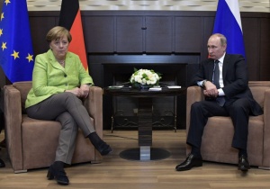 Путин пред Меркел: Западни страни навредиха на мирното уреждане на сирийската криза