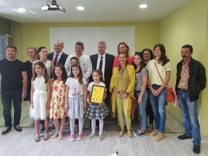 „Заедно в доброто” с дарение за Специализирания детски комплекс на „Пирогов”