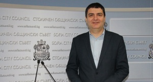 Борис Цветков: Столична община да обнови книжния пазар на "Славейков", вместо да го закрива!