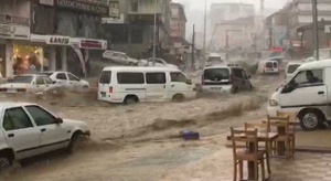 Голямо наводнение удари Анкара, най-малко шест души са ранени