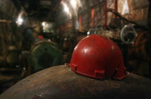 Един човек е загинал, трима са изчезнали след трус във въгледобивна мина в Полша