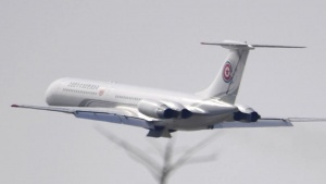 Китайски самолет кацна аварийно заради счупено стъкло на пилотската кабина