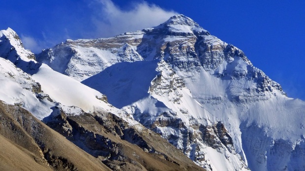 Нови мерки за сигурност на Еверест