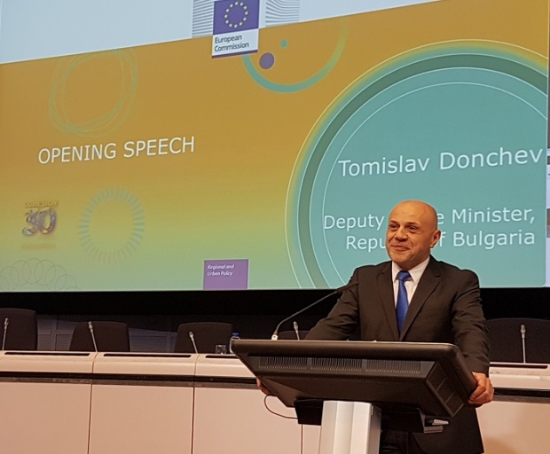 Дончев: На ЕС му трябва обща политика за администрацията