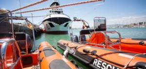 Франция ще помогне на Испания за мигрантите на кораба "Акуариус"