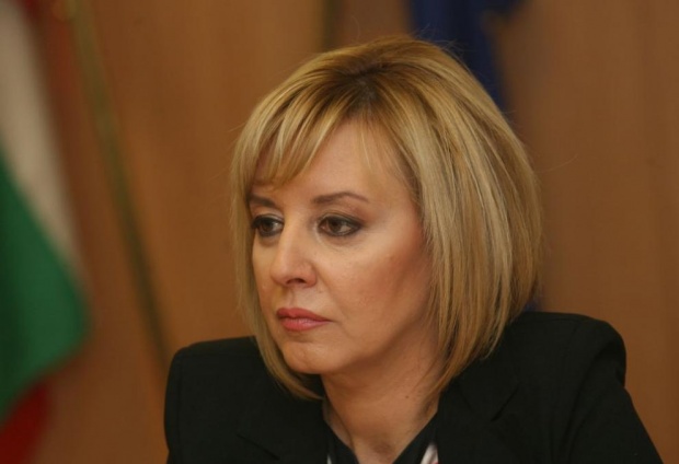 Мая Манолова с оферта за бартер: Нейната оставка срещу законодателни промени
