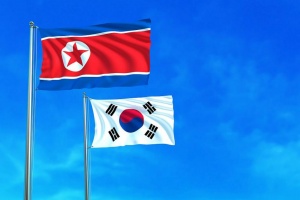 Двете Кореи отвориха отново канал за комуникации в морето