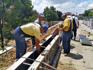 Строят нови подпорни стени и ограда край детска градина „Ивайло“ във Велико Търново