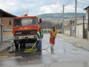 Затварят улици в центъра на София - мият ги