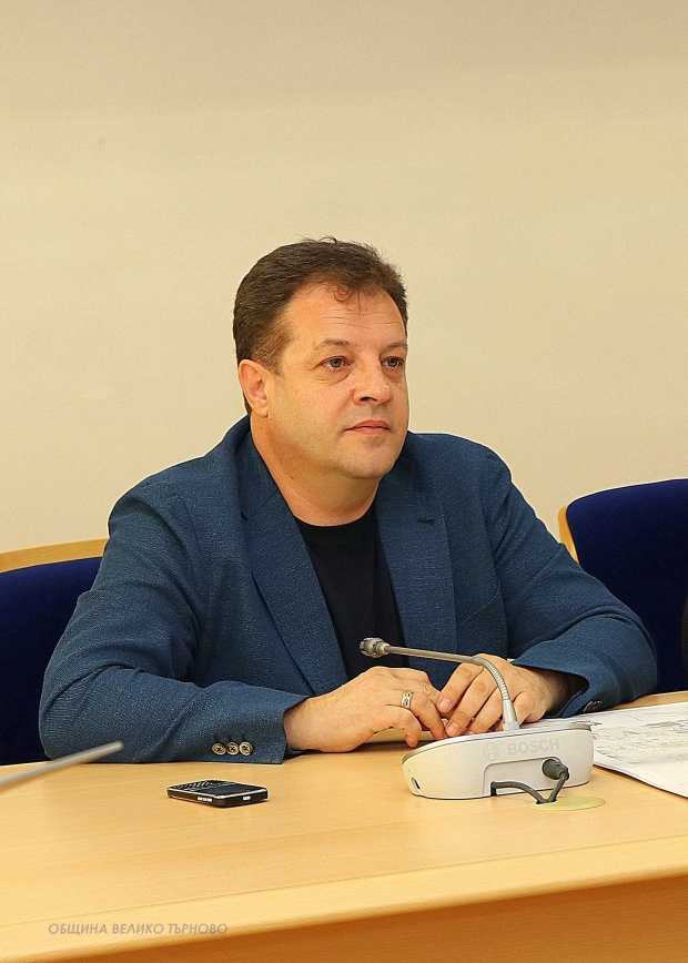 Даниел Панов представя българските местни власти в дебати за бъдещето на Европа