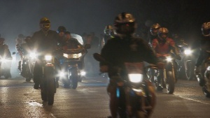 Хиляди мотористи с нощно шествие в София