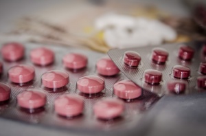 ГДБОП погна незаконната търговия с лекарства в нета