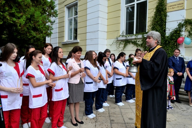 Даниел Панов откри учебната година в медицинския филиал в Старата столица