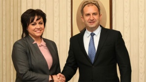 Радев и Нинова с общи позиции по проекта "Визия за България"
