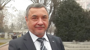 Валери Симеонов няма да подаде оставка