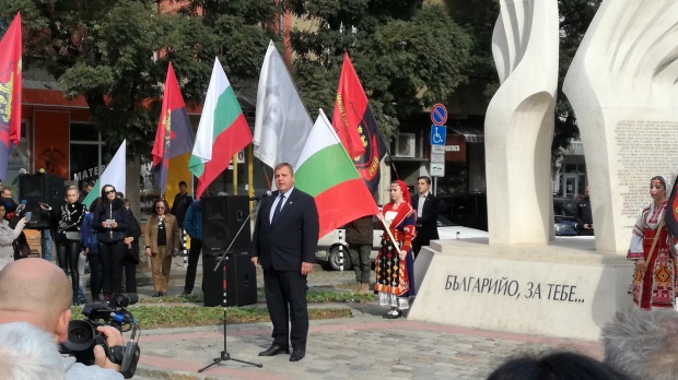 Каракачанов на 125-годишнината на ВМРО: Нямаме време за губене!