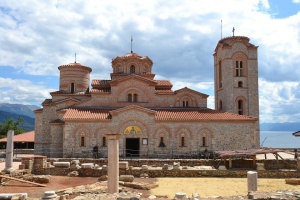 В Македония ще връщат източно църковното пеене в църквите