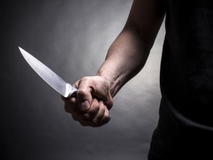 Намушкаха с нож единадесетокласник в Сливен