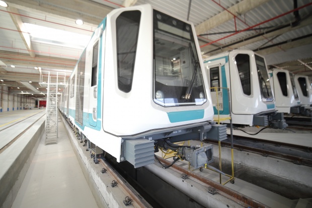 Първите 9 от новите влакове на метрото вече са в София
