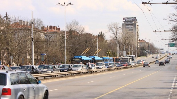 Нови протести блокират част от София следобед