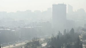 Безветрието оставя мръсния въздух в градовете