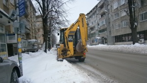 Над 170 снегопочистващи машини са на терен в София