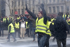 179 задържани при протестите в Париж тази събота