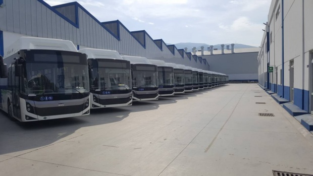 30 автобуса на природен газ тръгват по линия 111