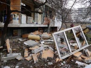 Откриват все повече загинали в рухналия блок в Магнитогорск