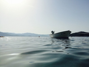 Кораб потъна в Черно море, двама загинаха