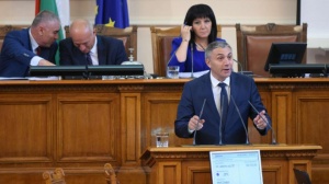 ДПС: Премиерът да се разграничи от Каракачанов за Войводиново