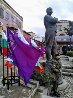 Велико Търново почете големия български държавник Стефан Стамболов