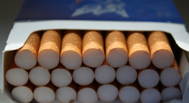Конфискуваха 24 000 къса контрабандни цигари в Перник и Радомир