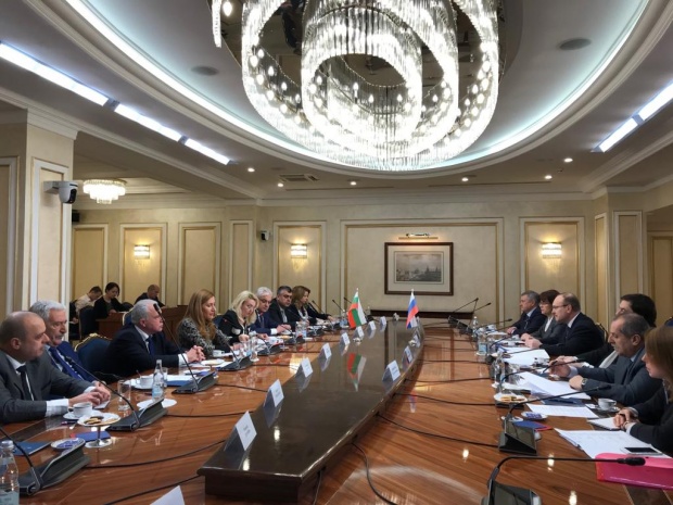 Ангелкова проведе срещи с представители на Съвета на федерацията на Русия